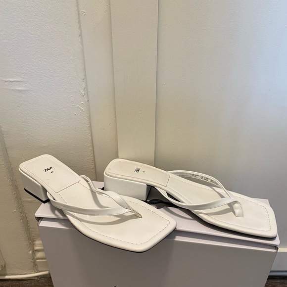 Zara gently worn square toe sandals with heel sz 40